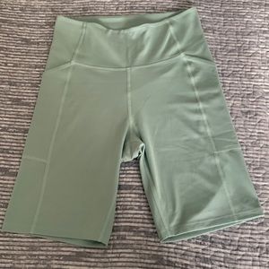 Girlfriend Collective Pond High-Rise Pocket Bike Shorts